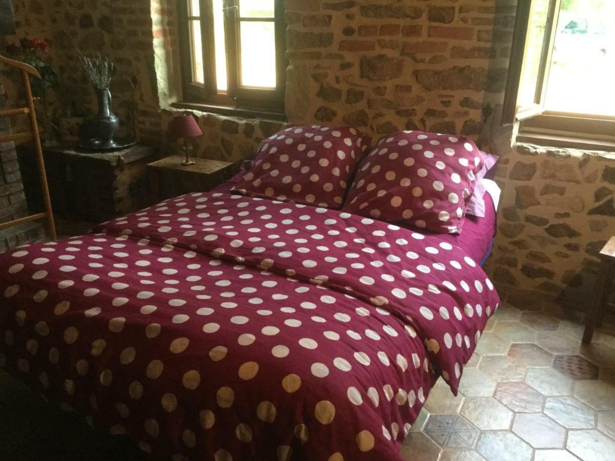Chambre Au Calme De La Campagne Le Vernet (Allier) Exterior photo